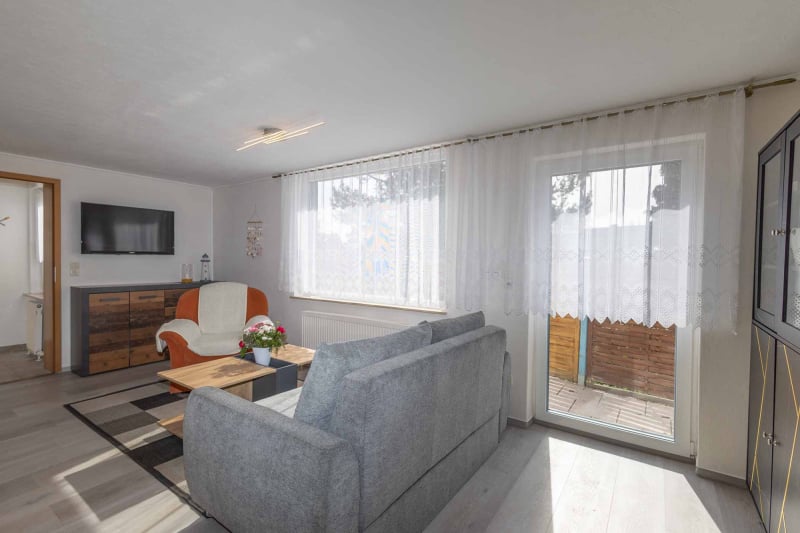 Andere Perspektive des Wohnzimmers 